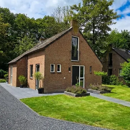 בית נופש Vakantiewoning Maas En Waal *
