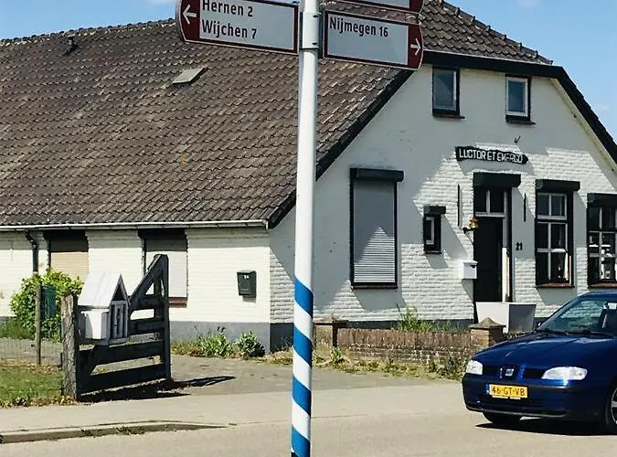 בית נופש Vakantiewoning Maas En Waal Ewijk