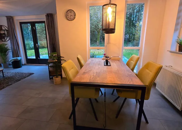 Vakantiewoning Maas En Waal בית נופש *